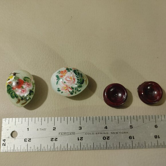 Mable Green Hand Painted Decorative Eggs With Floral Birds Design On Wooden Stan - Picture 4 of 14